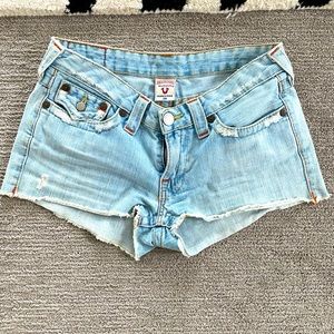 True Religion Jean Shorts, EUC